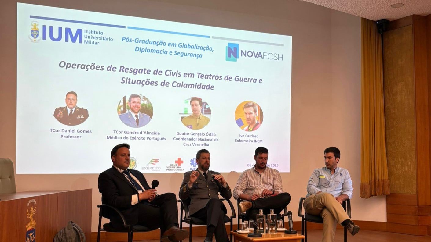 ESPECIALISTAS PARTILHAM CONHECIMENTO EM EVACUAÇÃO DE CIVIS